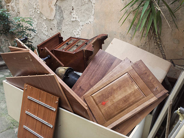 Best Commercial Cleanout Services  in Hampton, IL
